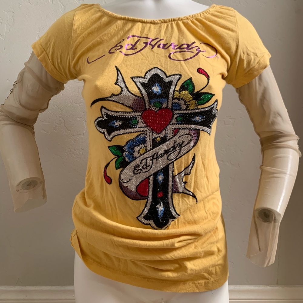 Women’s shirt
